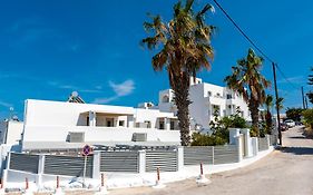 Aerenia Luxury Suites